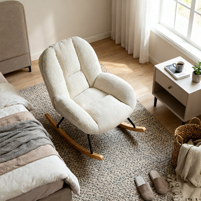 Silla Mecedora Tapizada de Pana Beige con Base de Madera y Metal